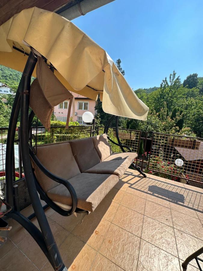 Beautiful House Overlooking Sarajevo Exterior photo